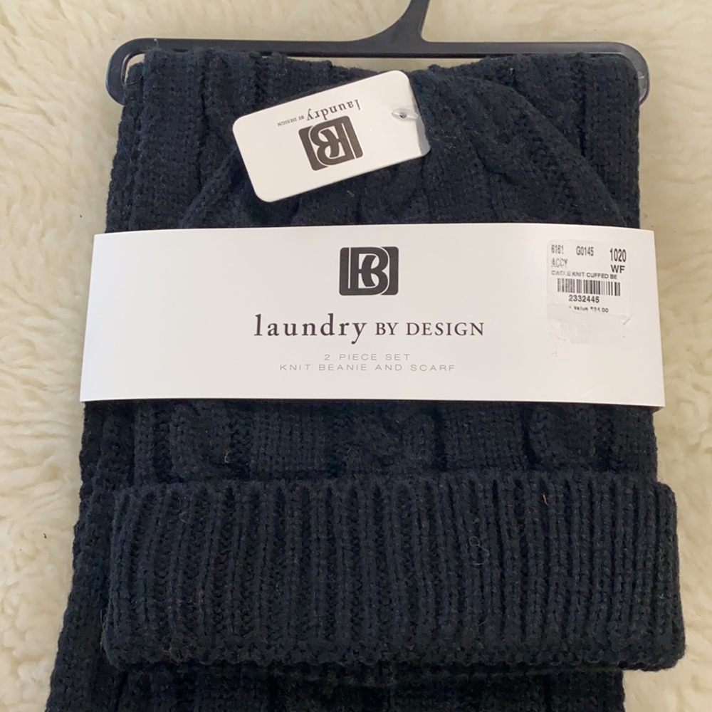 Laundry By Design 2 Piece Set Knit Beanie And Scarf